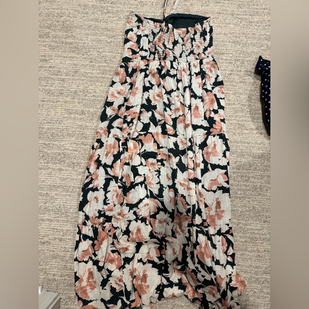 Abercrombie & Fitch Floral Maxi Dress - Black, White, Blush - Picture 4 of 4